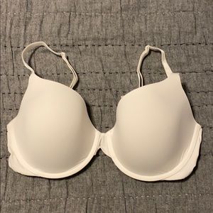 Victoria’s Secret bras